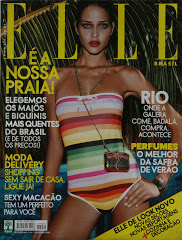 Picture of revista ELLE. Photo number 3826 by Pousada Pé na Areia - Charming, fully decorated sea facing chalets located on Boiçucanga beach, on São Paulo northern shore. Boiçucanga is a beach with calm waters and woundrous sunset, surrounded by the Atlantic Rainforest and by very good restaurants. There also is a complete services infrastructure that includes supermarkets and shopping malls. You can find all that and much more at “Pé na Areia” (aka “Esquina da Mentira”), the perfect place for spending your vacations and weekends, or even having your own house at the sea.